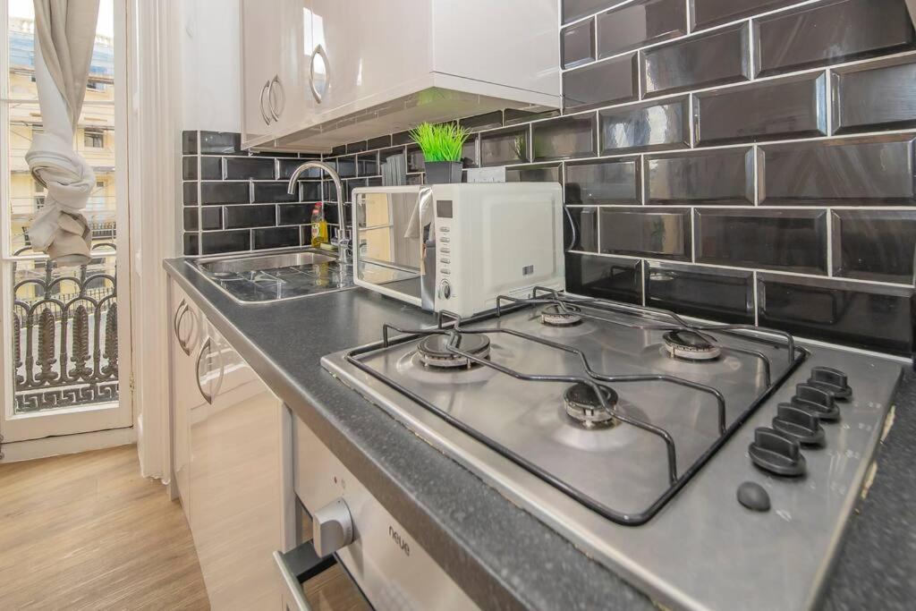 Flash Sales Offer - Any Week Day No Minimum Night Restrictions Central Hove 1 Bedroom Flat Bn38Bru02 Экстерьер фото