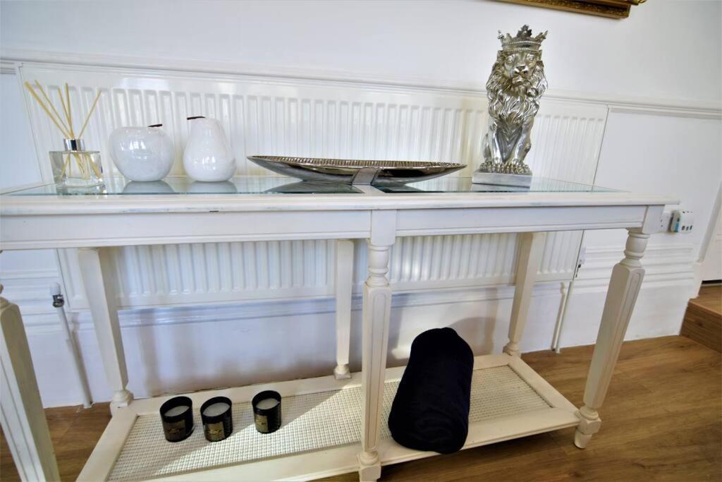 Flash Sales Offer - Any Week Day No Minimum Night Restrictions Central Hove 1 Bedroom Flat Bn38Bru02 Экстерьер фото